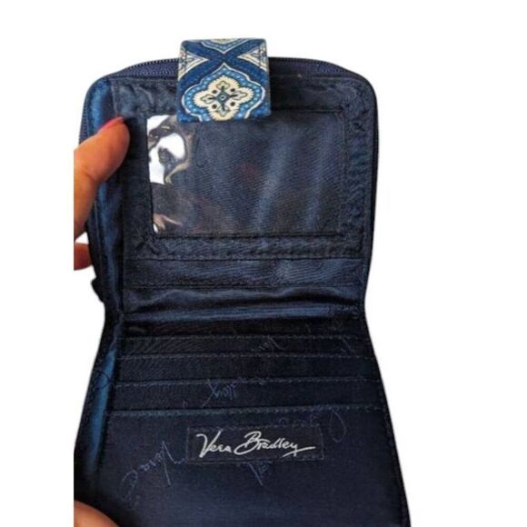VERA BRADLEY Mini Zop Wallet in Nantucket Navy - Picture 4 of 4